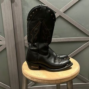 Harley Davidson boots cowgirl/cowboy style